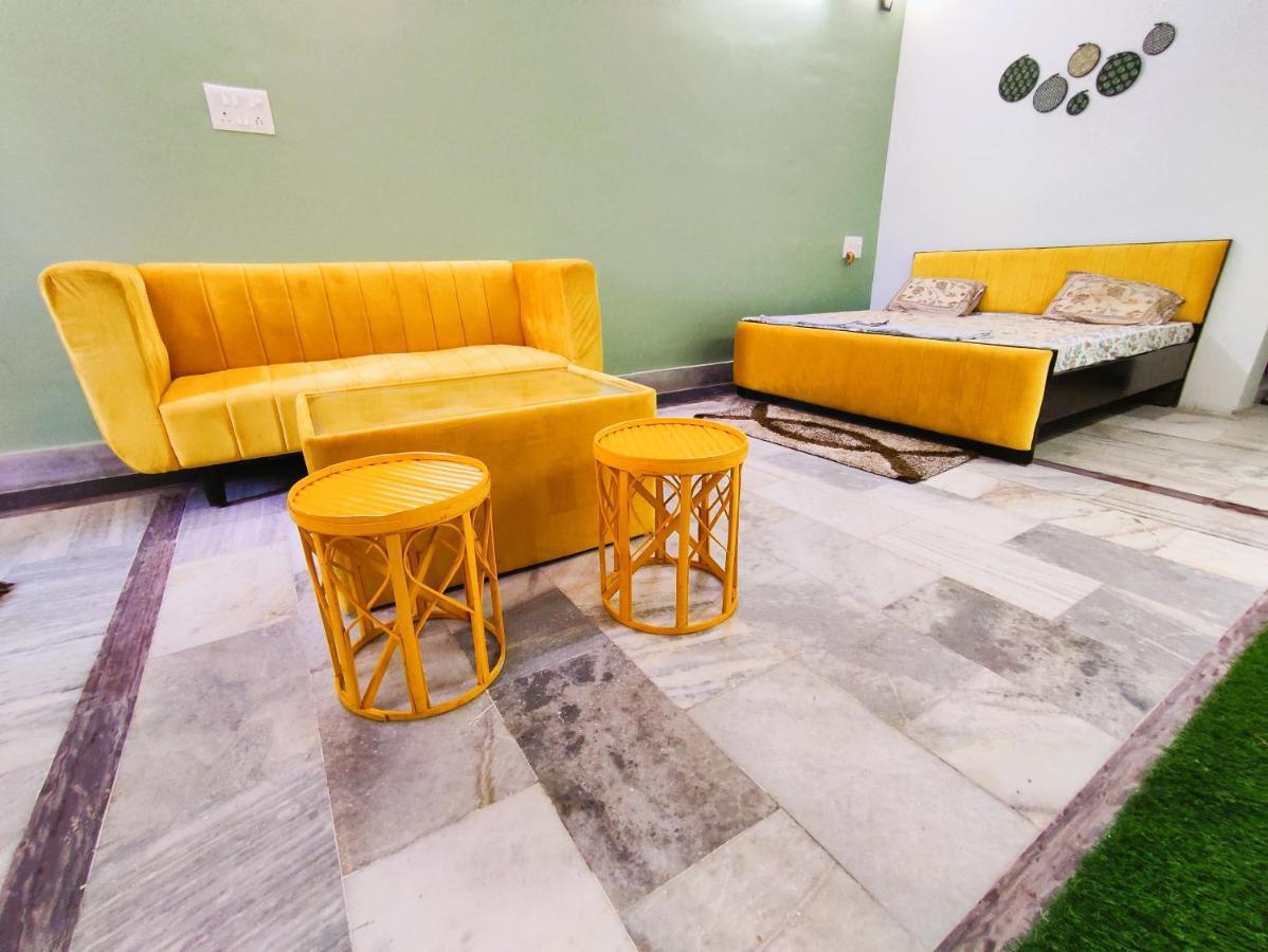 Yellow Homestay - Modern 2Bhk Ac Stay Jabalpur Exterior photo